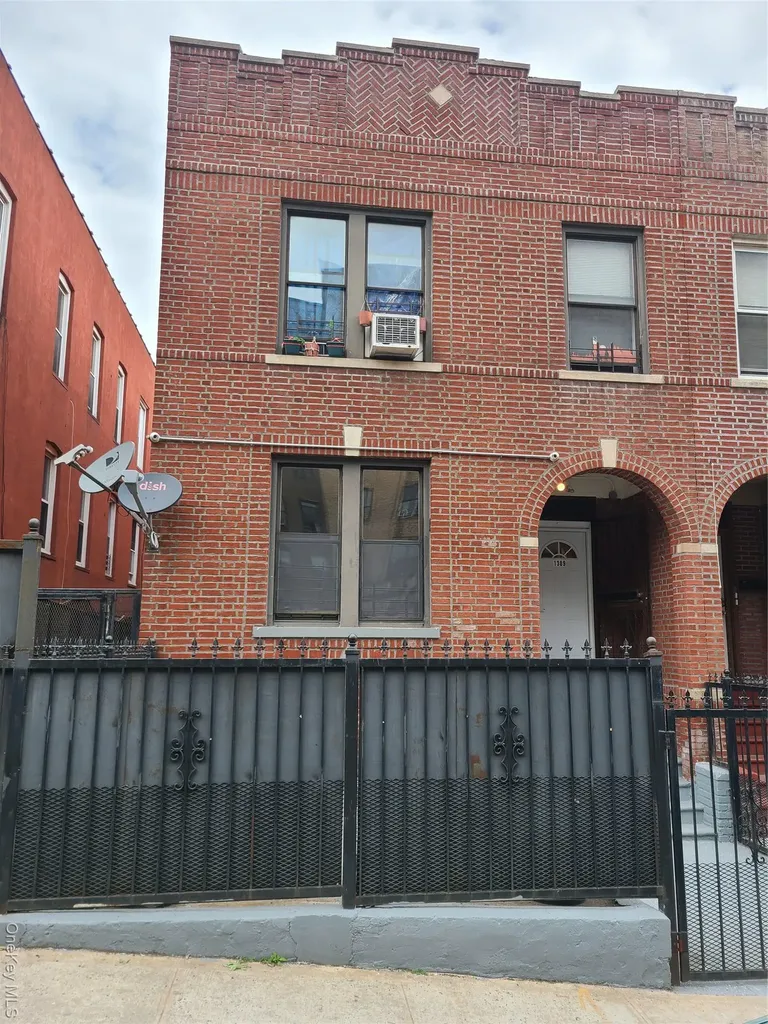 1309 Seneca Avenue Bronx NY 10474