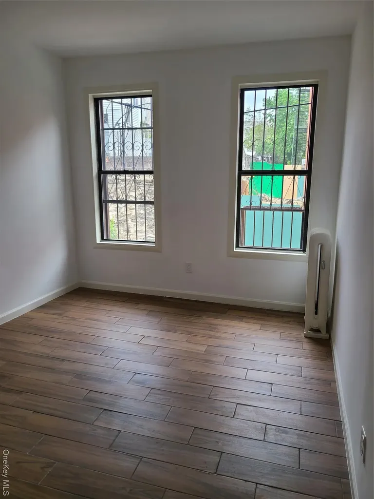 1309 Seneca Avenue Bronx NY 10474