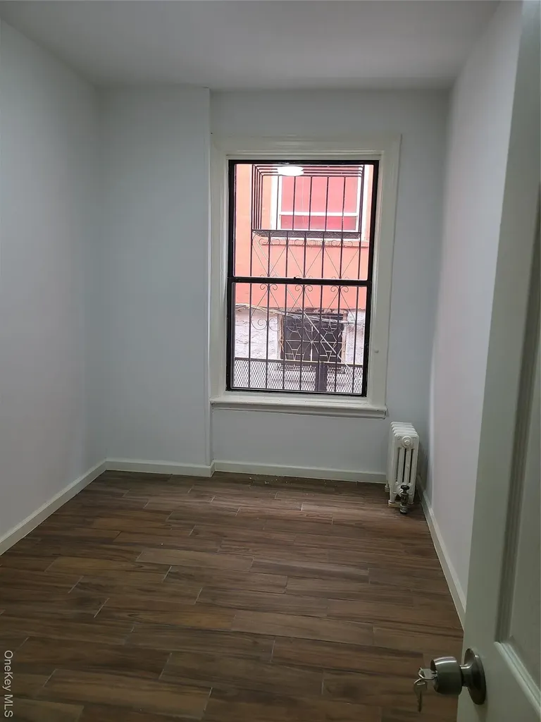 1309 Seneca Avenue Bronx NY 10474
