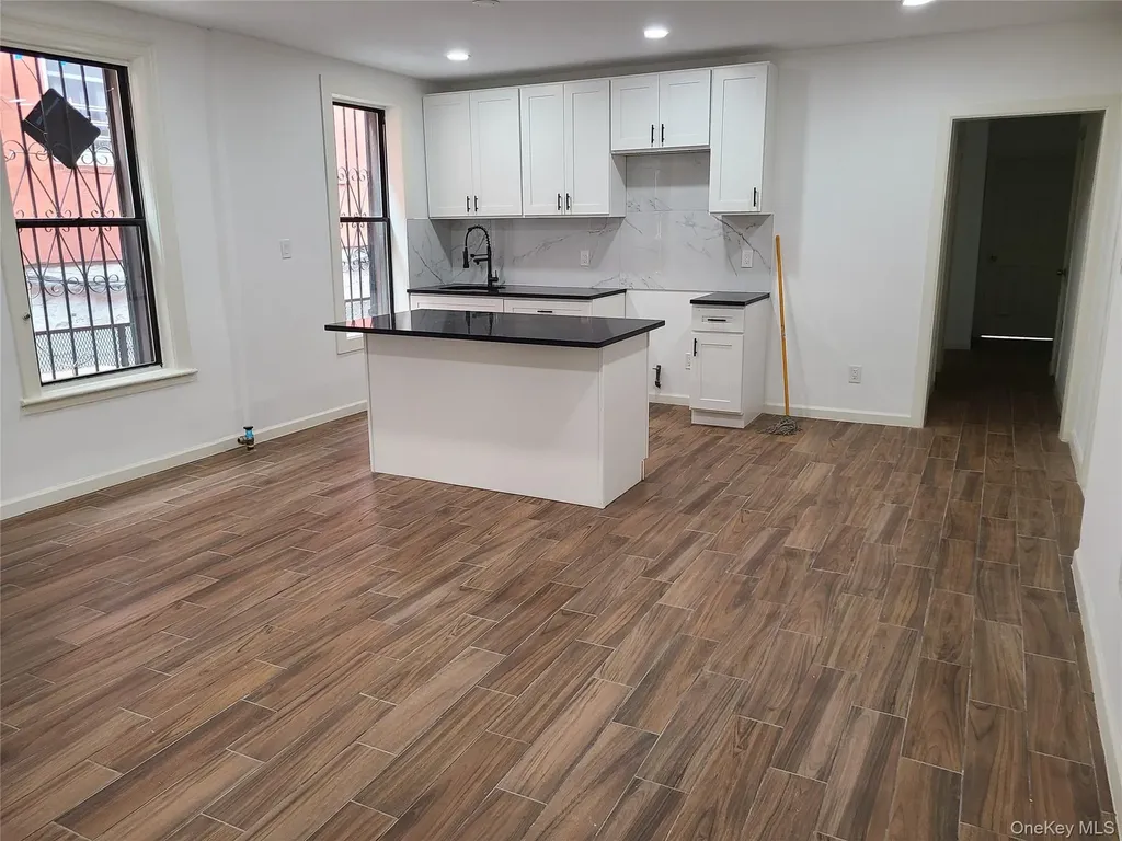 1309 Seneca Avenue Bronx NY 10474