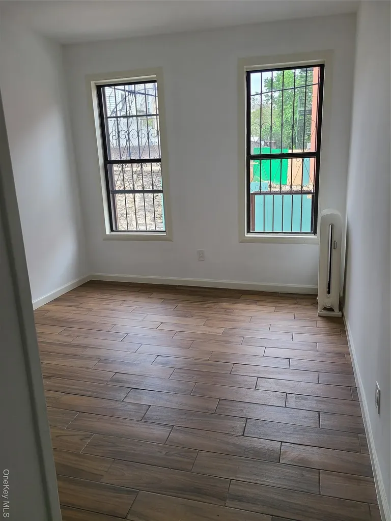 1309 Seneca Avenue Bronx NY 10474