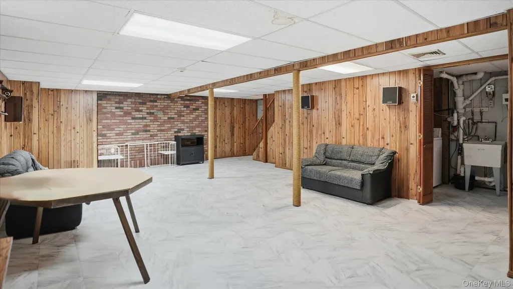 2761 Preston Place North Bellmore NY 11710
