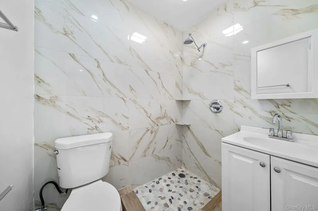 17 Nelson Place Mastic NY 11950