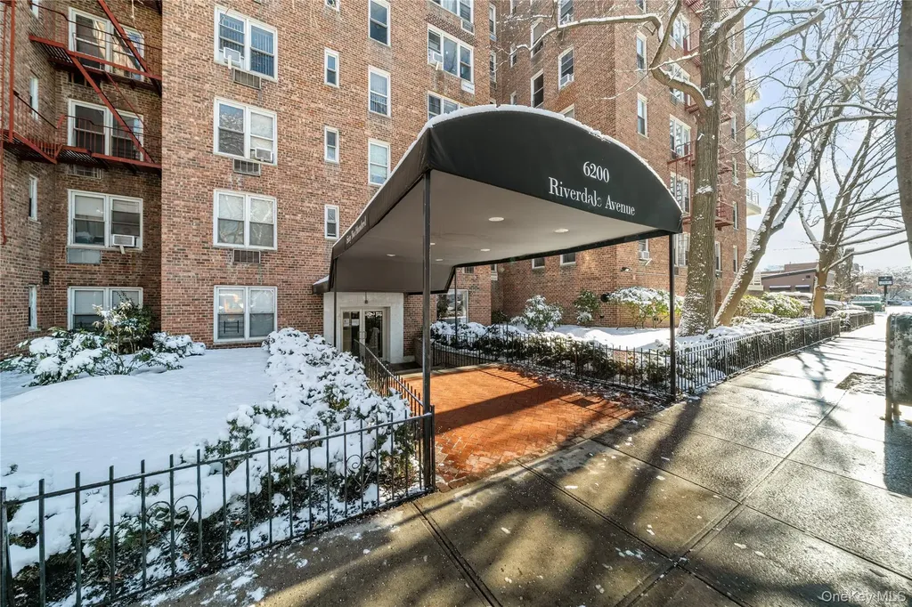 6200 Riverdale Avenue Bronx NY 10471