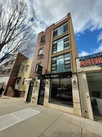 2572 31ST Street Astoria NY 11102