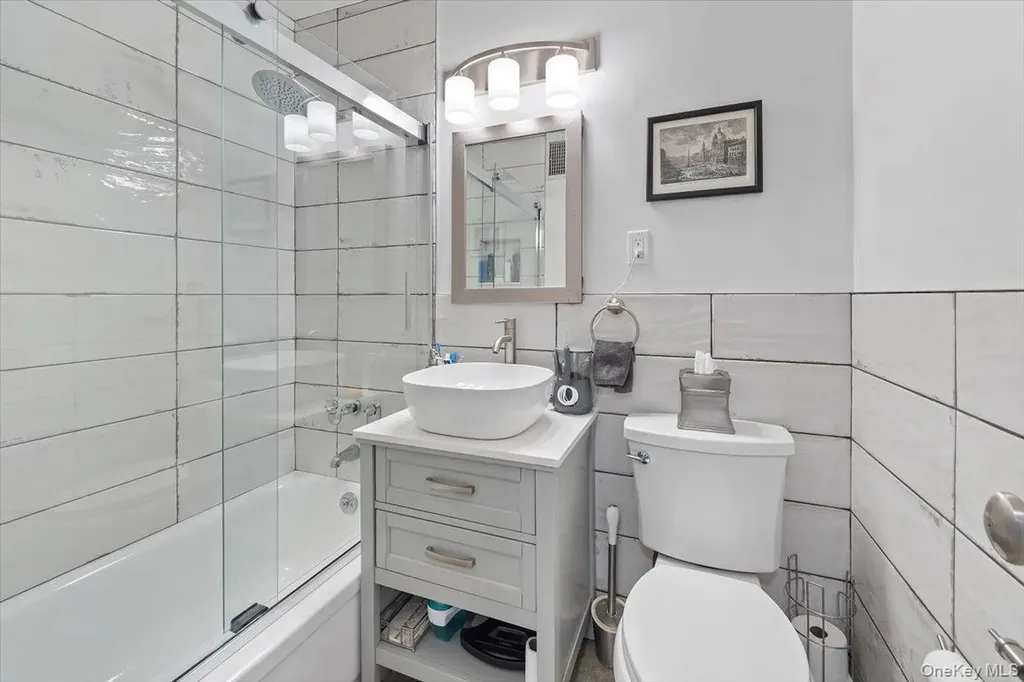 3671 Hudson Manor Terrace Bronx NY 10463