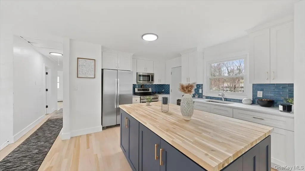77 Friendly Road Mahopac NY 10541