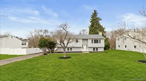 77 Friendly Road Mahopac NY 10541