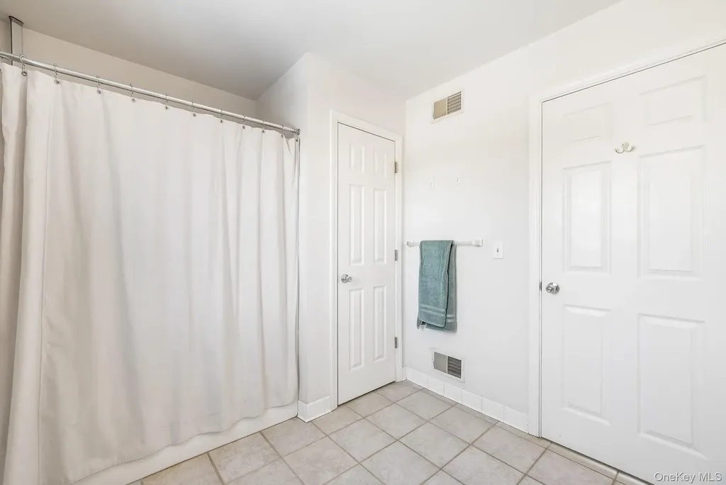 70 Woodland Road Monroe NY 10950