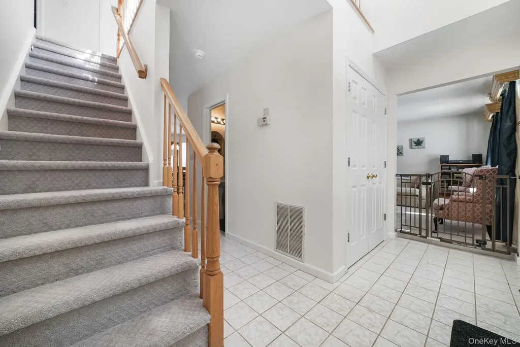 70 Woodland Road Monroe NY 10950