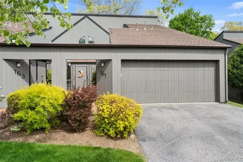 161 Stone Oaks Drive Hartsdale NY 10530