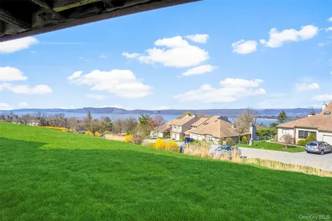 78 Hudson Watch Drive Ossining NY 10562