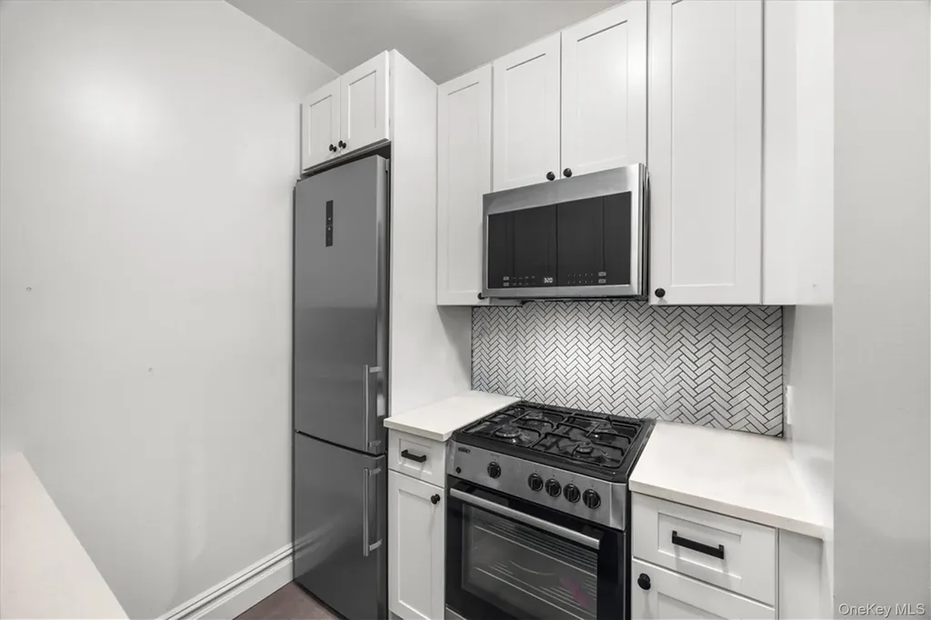 445 Gramatan Avenue Mount Vernon NY 10552