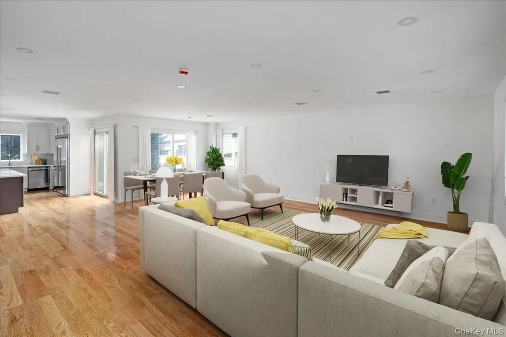 949 Midway Woodmere NY 11598