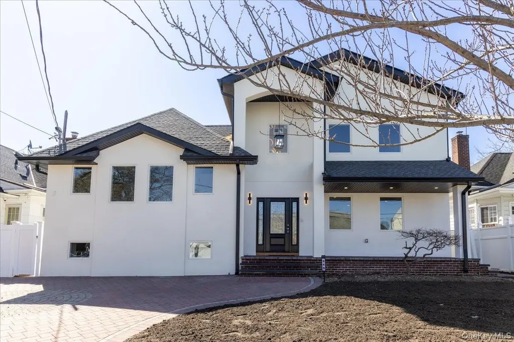 949 Midway Woodmere NY 11598