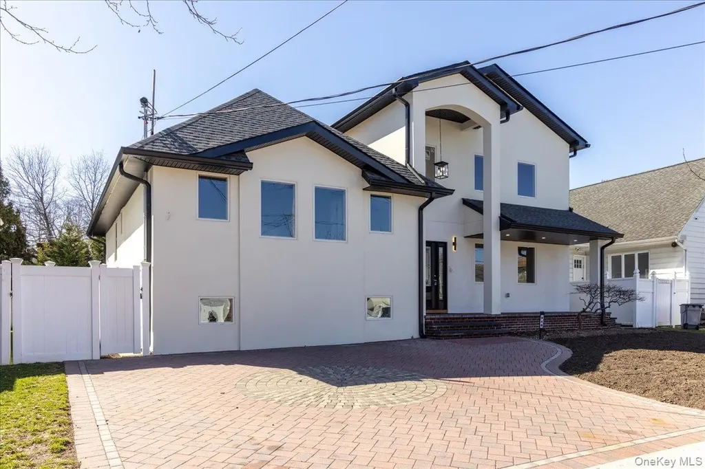 949 Midway Woodmere NY 11598