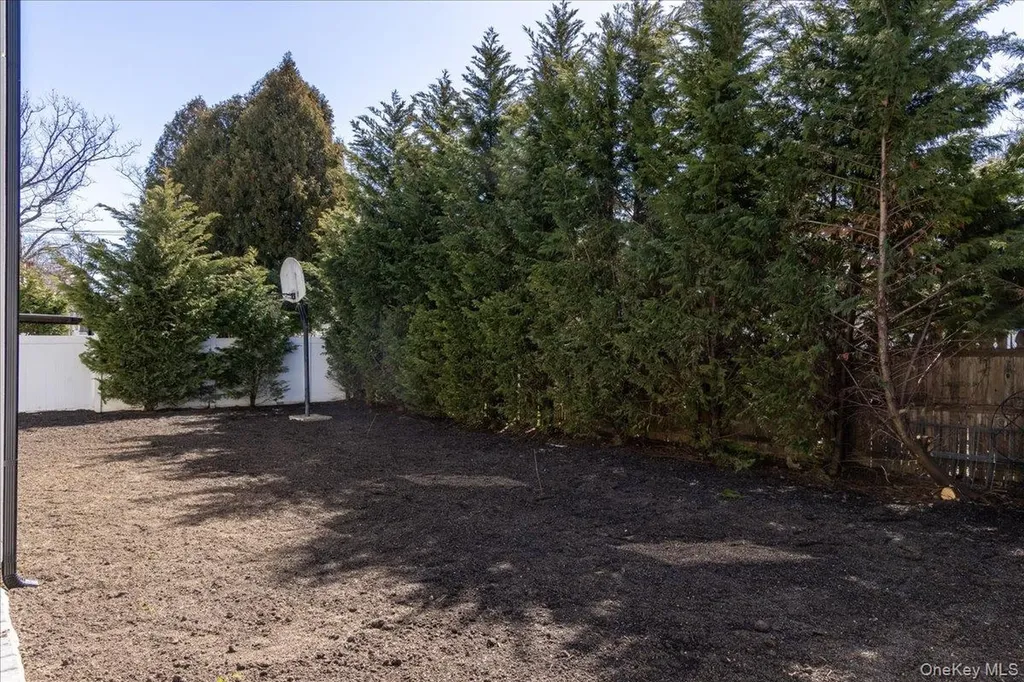 949 Midway Woodmere NY 11598