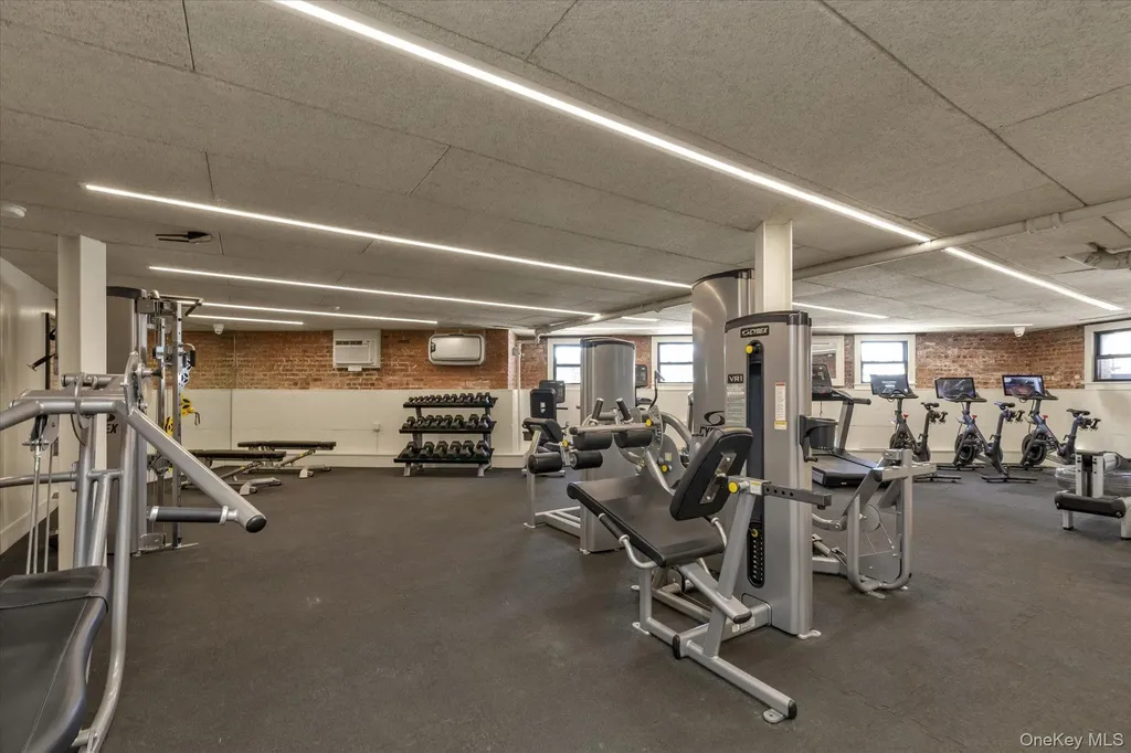 12 Hempstead Avenue Rockville Centre NY 11570