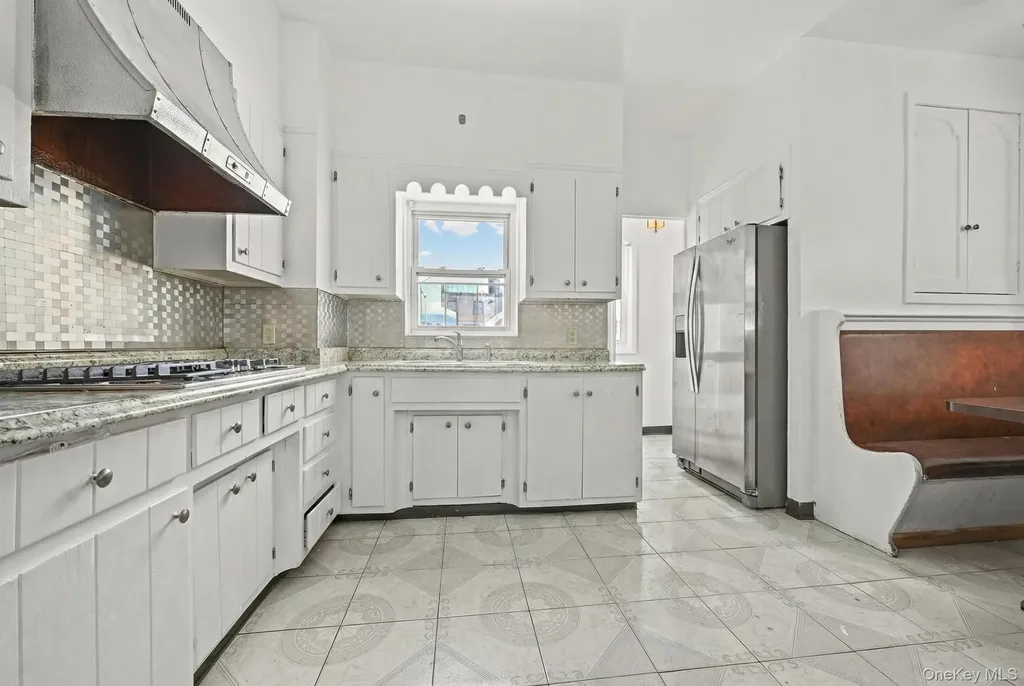 4306 Avenue M Brooklyn NY 11234