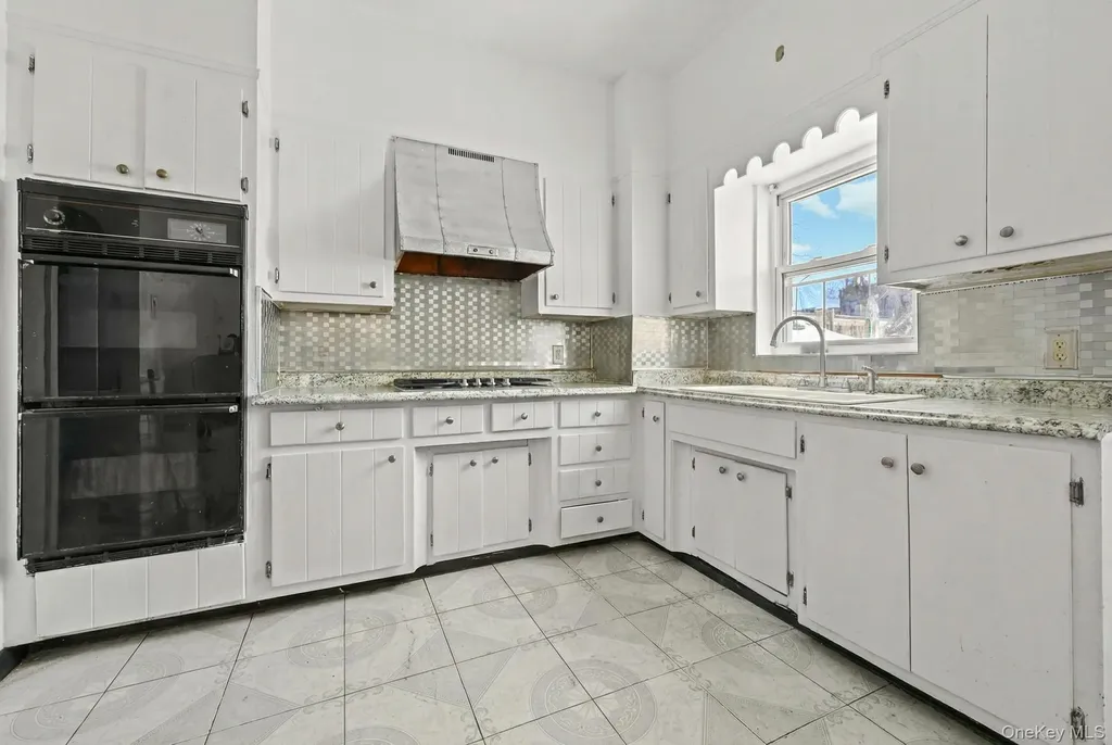 4306 Avenue M Brooklyn NY 11234