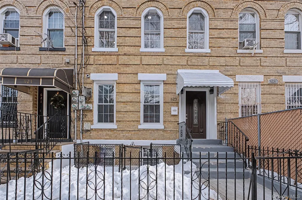 623 Ashford Street Brooklyn NY 11207