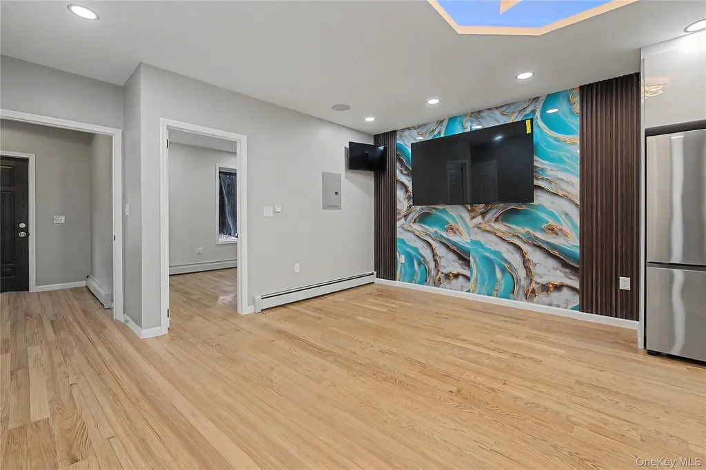 623 Ashford Street Brooklyn NY 11207