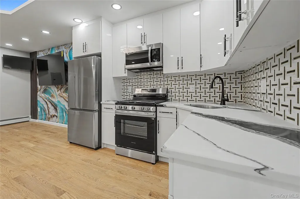 623 Ashford Street Brooklyn NY 11207