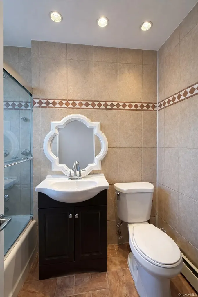 6758 152 Street Flushing NY 11367