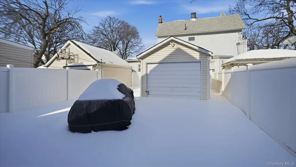 10617 95th Avenue Ozone Park NY 11416