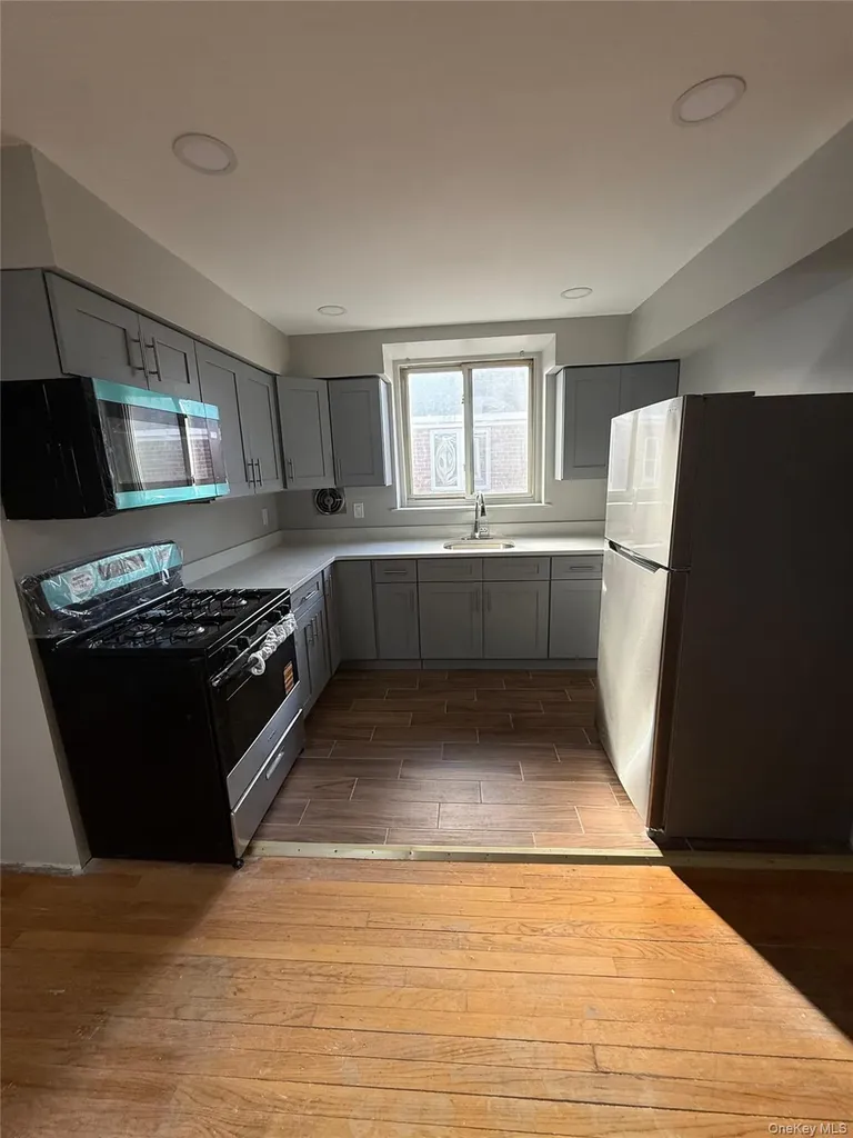 5606 Riverdale Avenue Bronx NY 10471