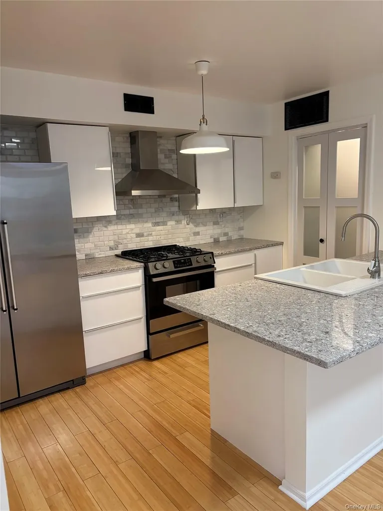 166 E Crooked Hill Road Pearl River NY 10965