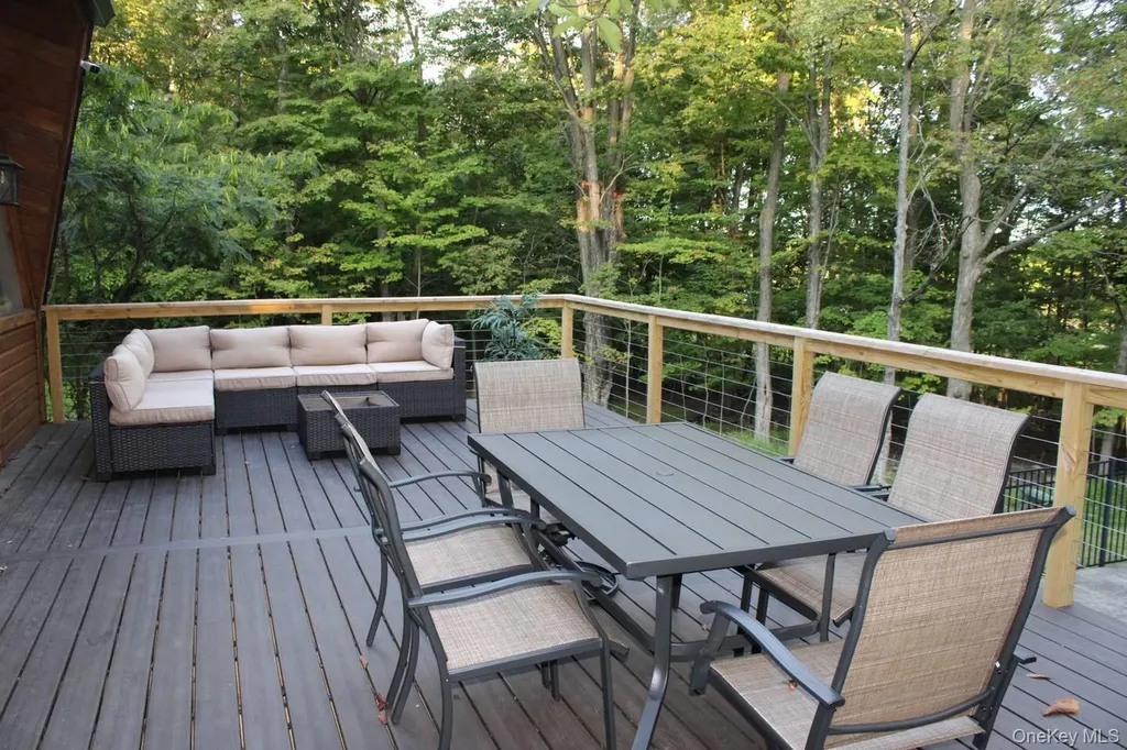 106 Post Road Slate Hill NY 10973