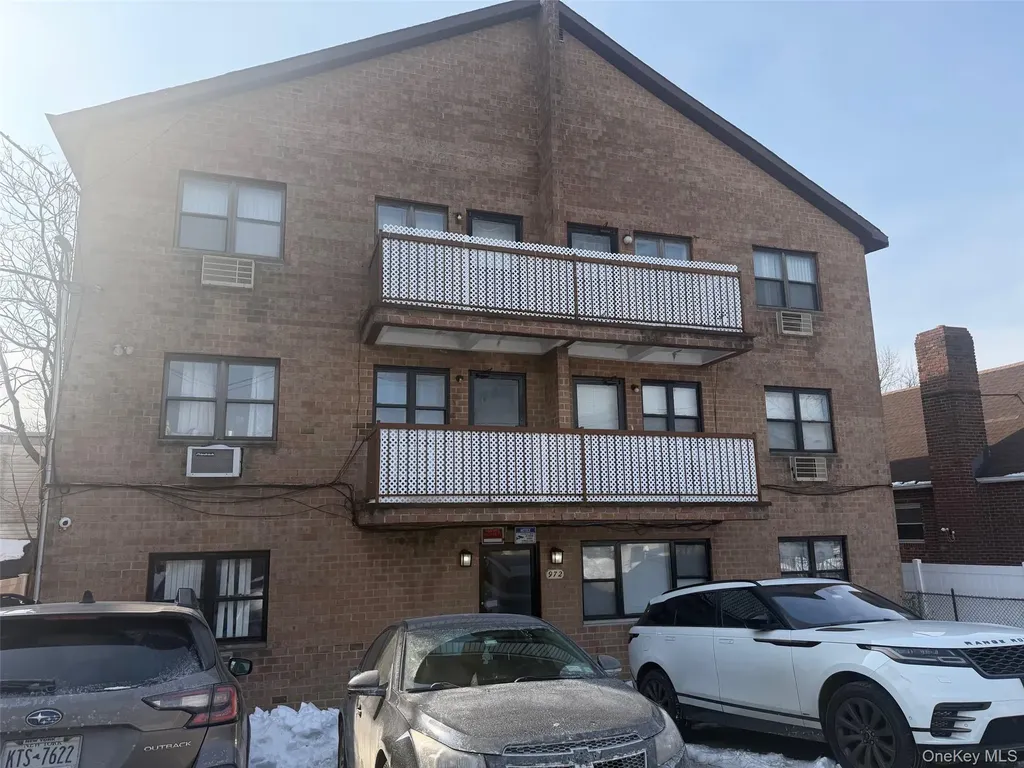 972 E 88th Street Brooklyn NY 11236