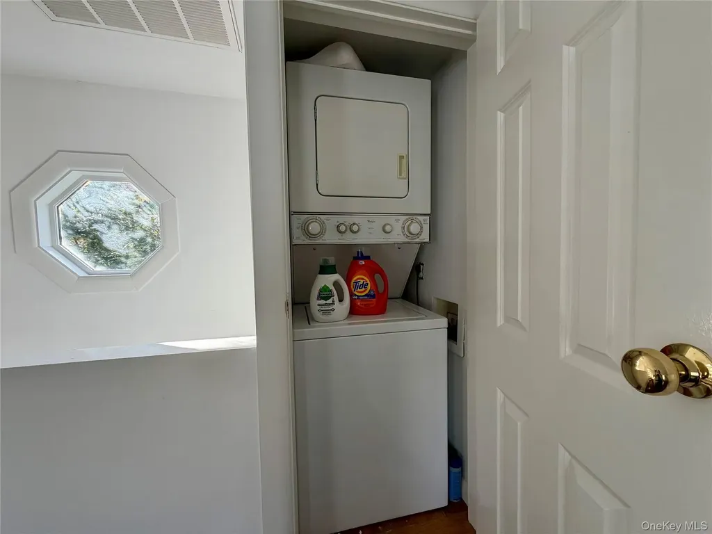 109 14th Avenue Sea Cliff NY 11579