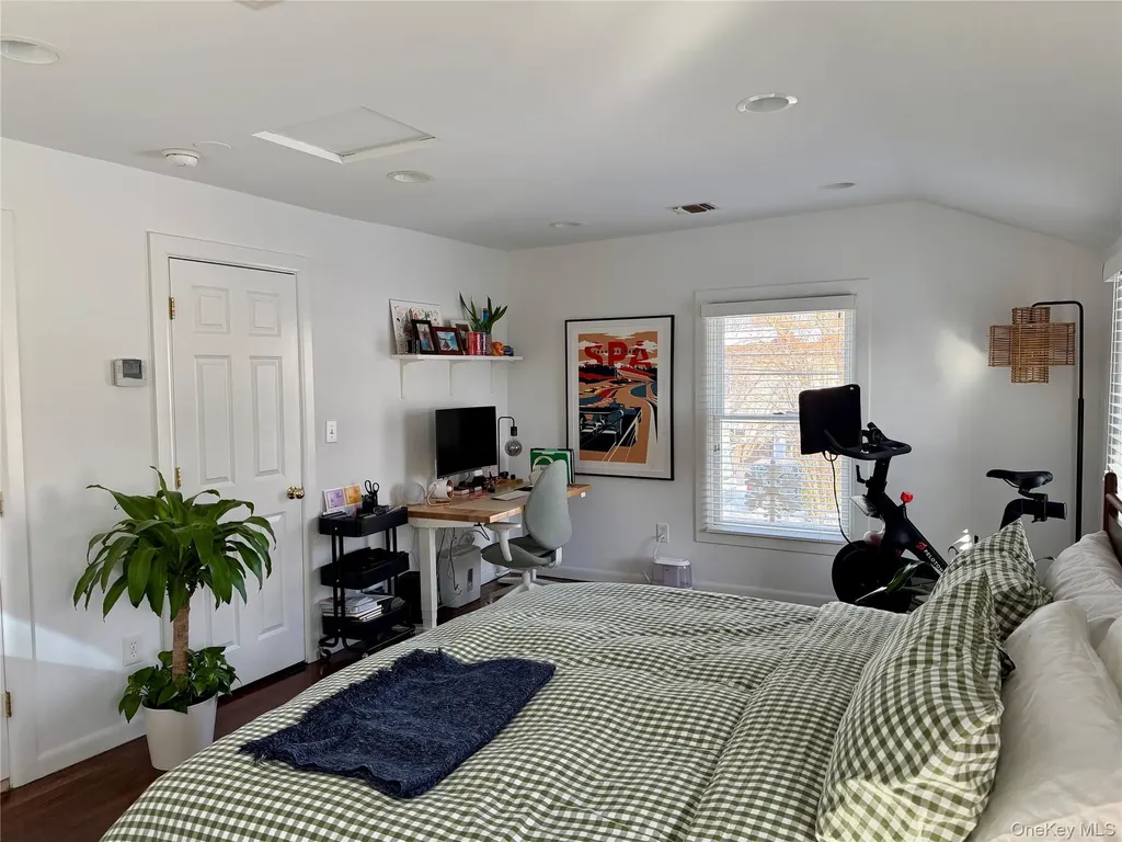 109 14th Avenue Sea Cliff NY 11579