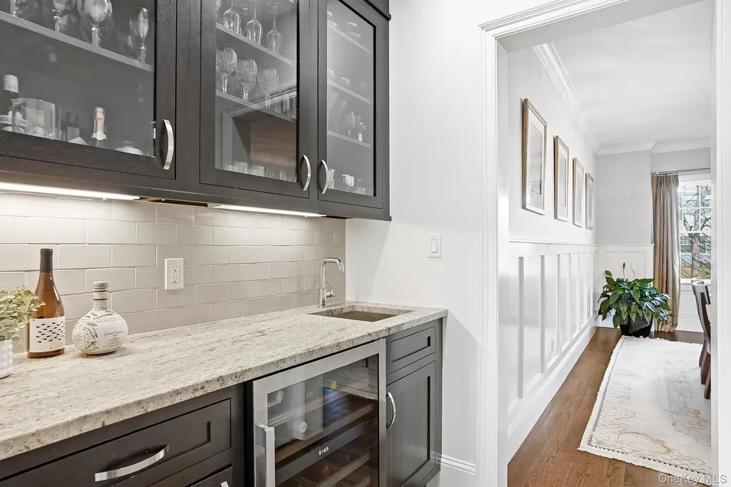 8 Wakefield Road Scarsdale NY 10583