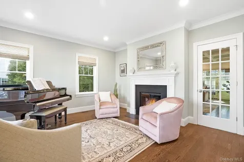 8 Wakefield Road Scarsdale NY 10583