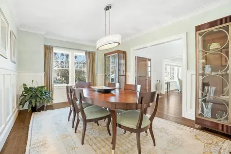 8 Wakefield Road Scarsdale NY 10583