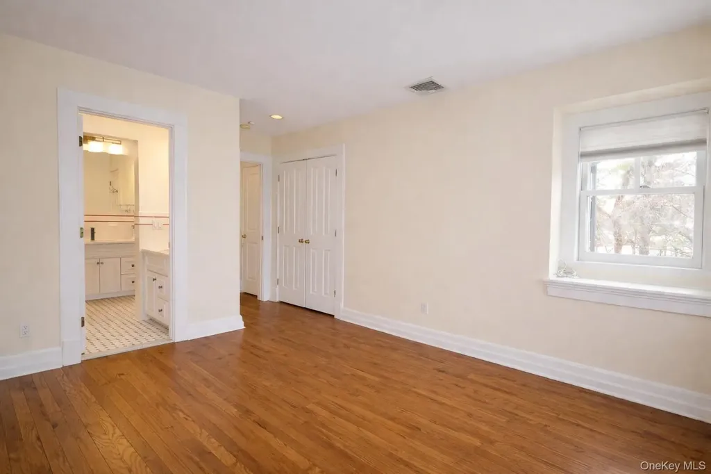 16 Clinton Avenue Dobbs Ferry NY 10522