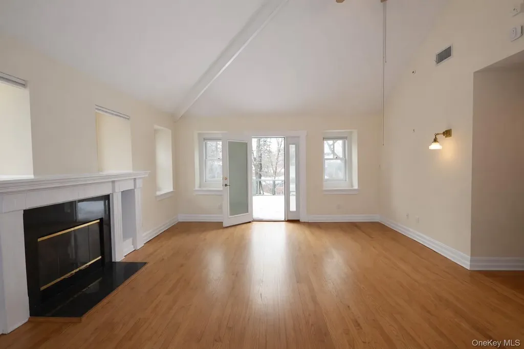 16 Clinton Avenue Dobbs Ferry NY 10522
