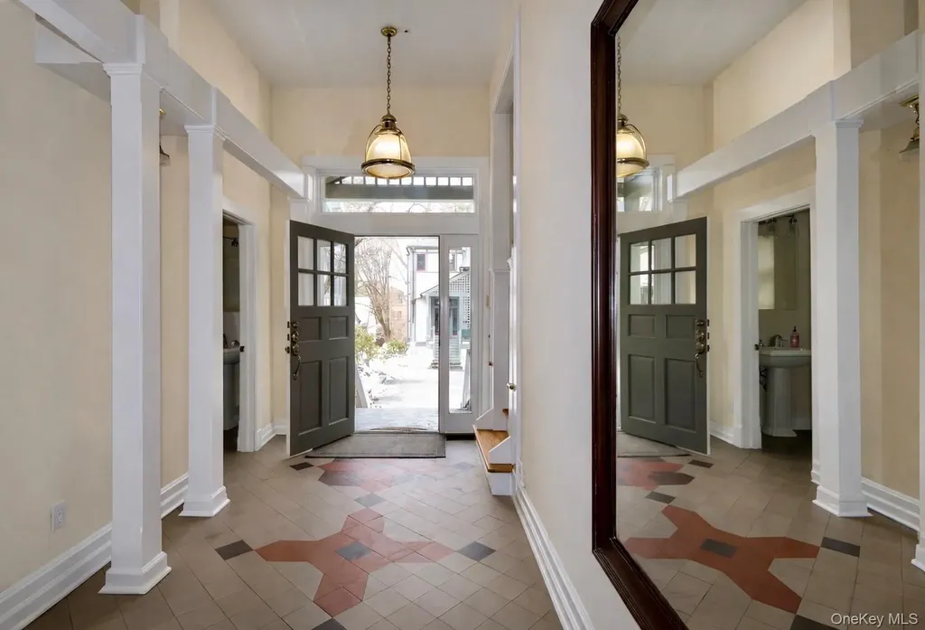 16 Clinton Avenue Dobbs Ferry NY 10522