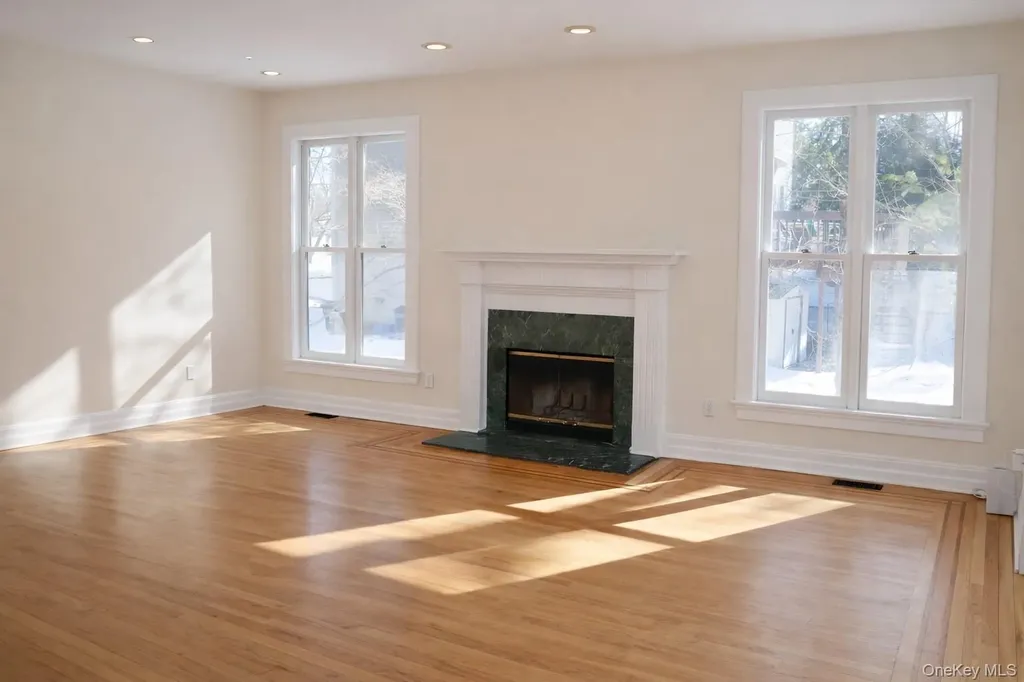16 Clinton Avenue Dobbs Ferry NY 10522