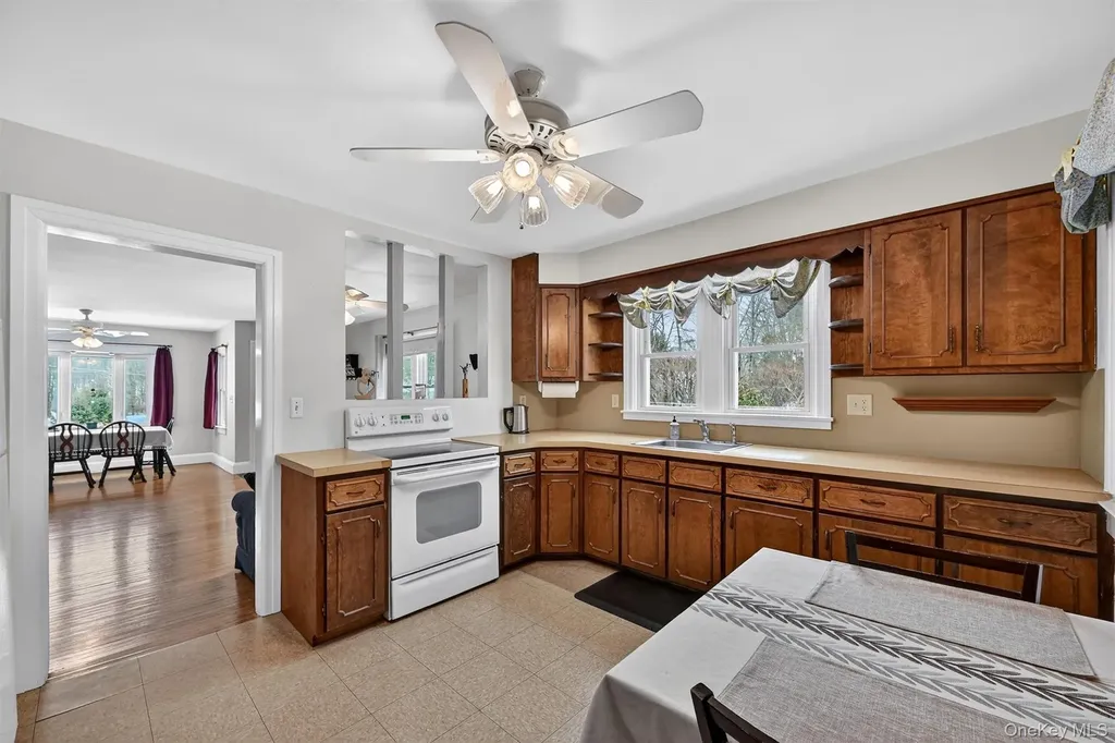 51 Lakeside Road Newburgh NY 12550