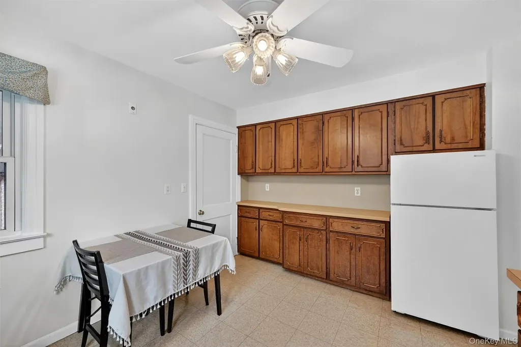 51 Lakeside Road Newburgh NY 12550