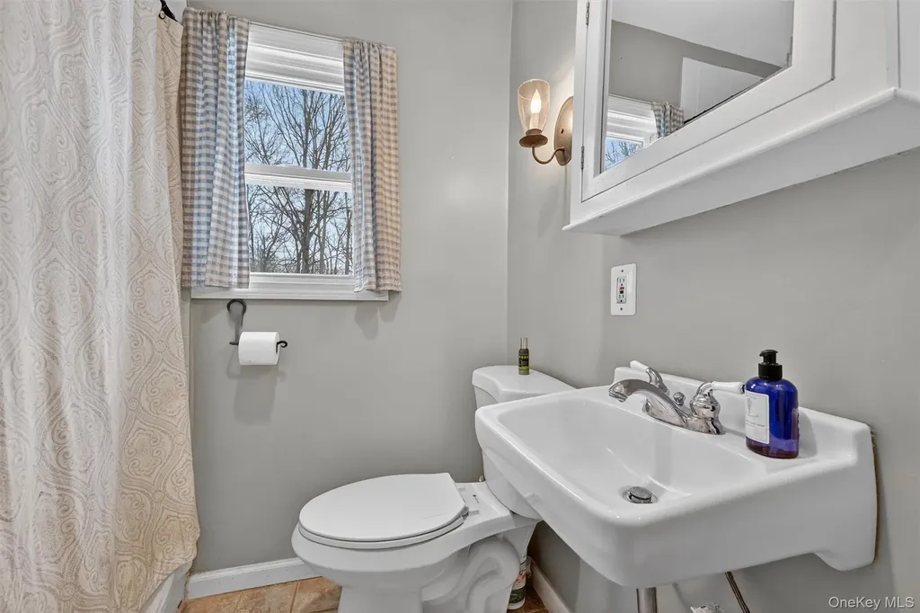 51 Lakeside Road Newburgh NY 12550