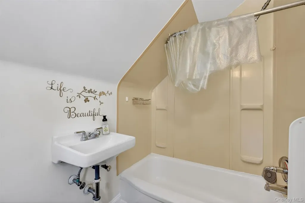 51 Lakeside Road Newburgh NY 12550