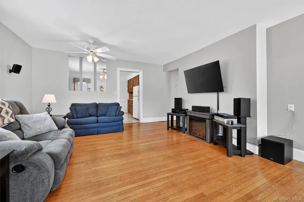 51 Lakeside Road Newburgh NY 12550