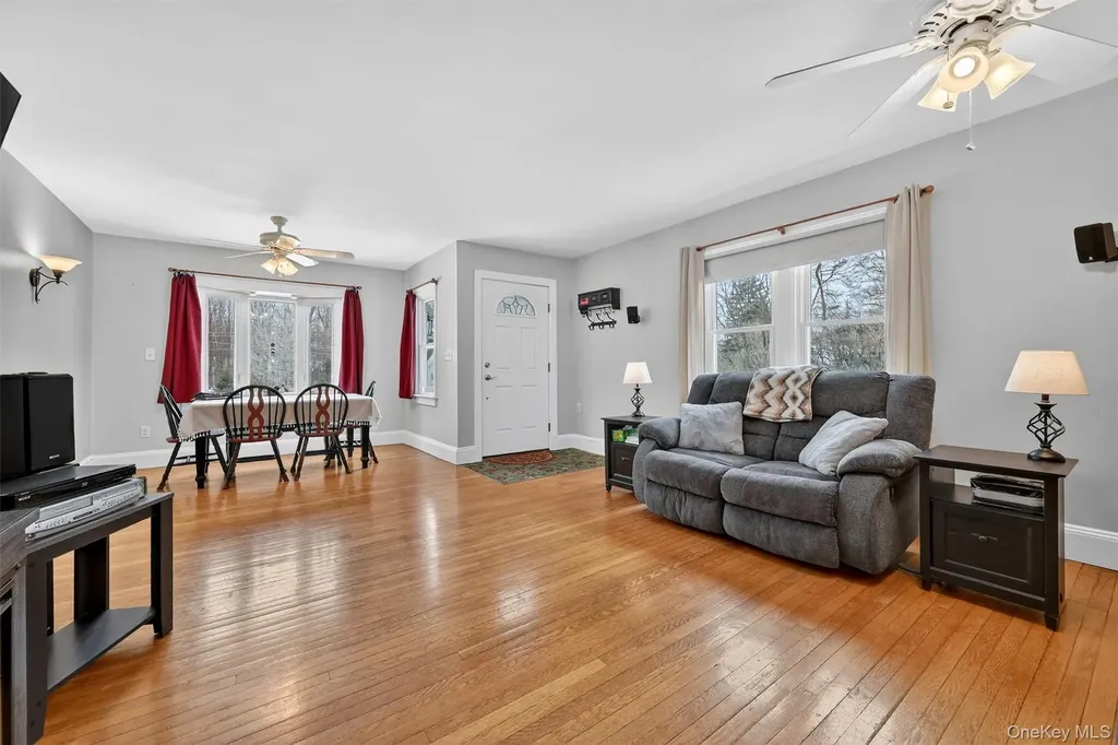 51 Lakeside Road Newburgh NY 12550