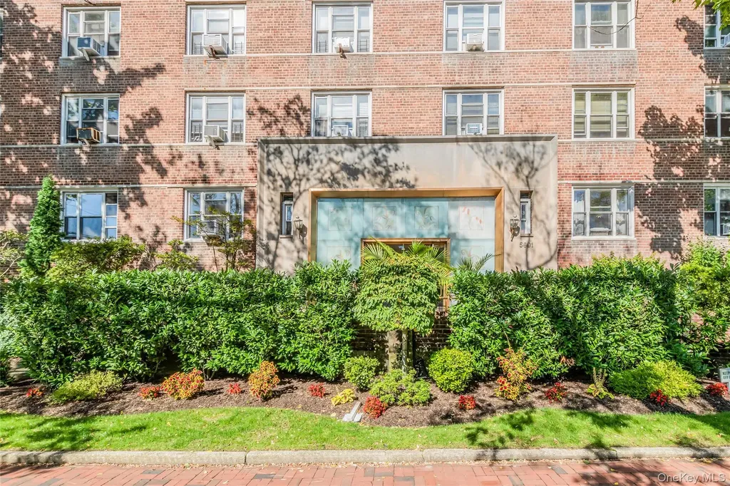5601 Riverdale Avenue Bronx NY 10471