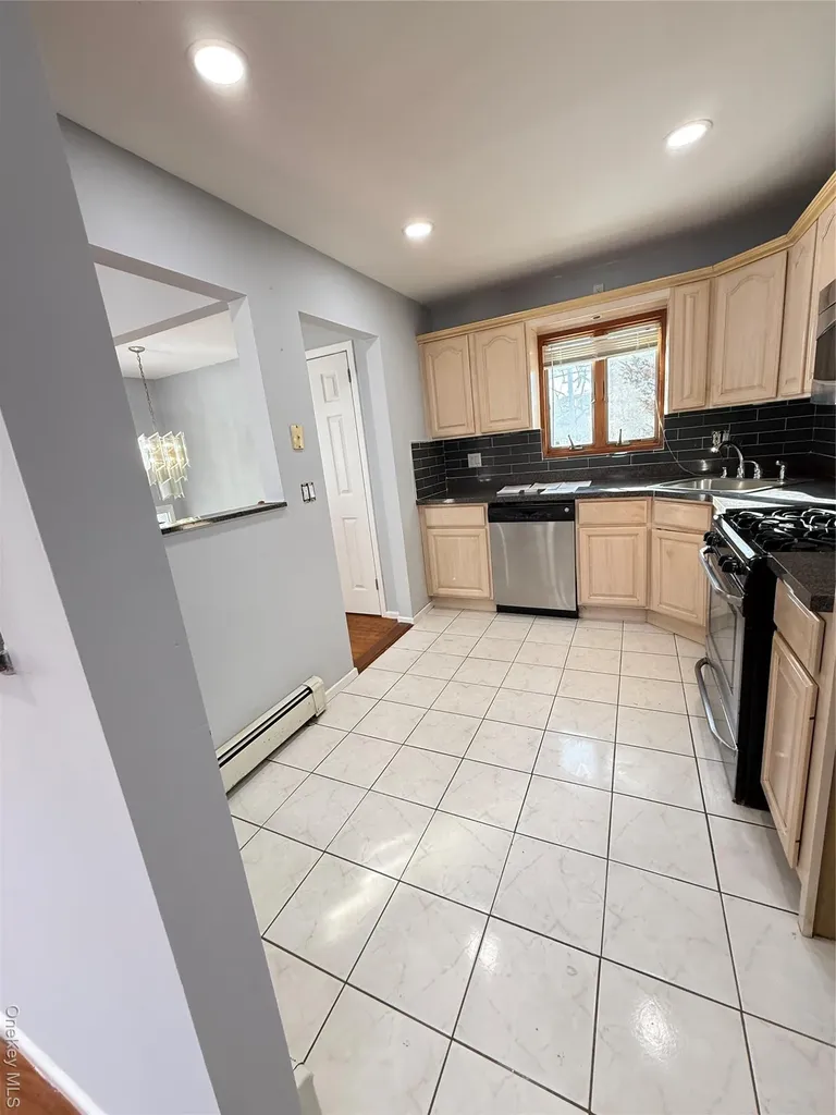 1003 Steele Boulevard Baldwin NY 11510